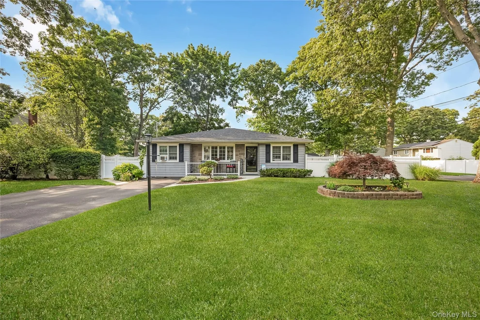 Unit for sale at 281 Thrift Street, Islip, NY 11779