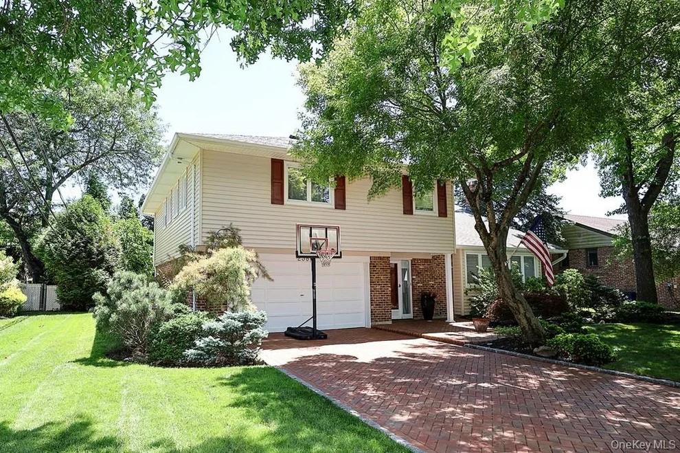Unit for sale at 238 Birch Drive, North Hempstead, NY 11576