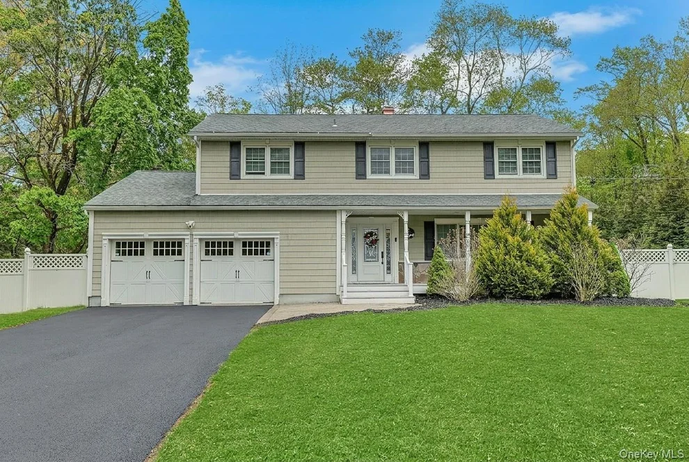 Unit for sale at 6 Mendolia Court, Orangetown, NY 10965