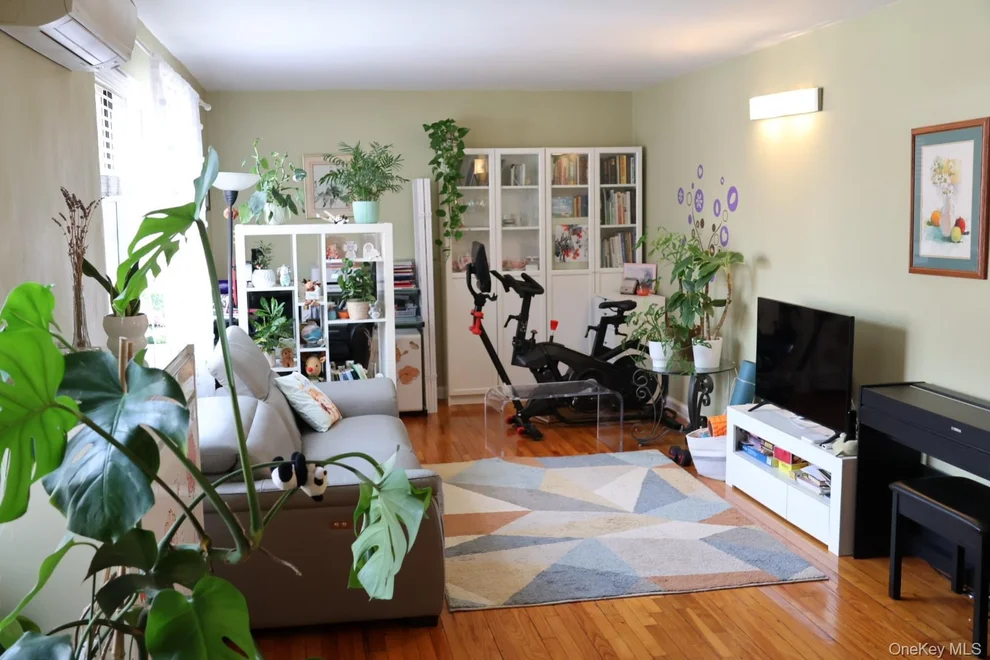 Unit for sale at 69-11 138th Street, New York, NY 11367