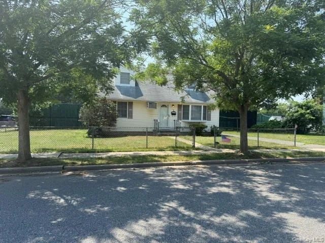 Unit for sale at 14 Concord Avenue, Oyster Bay, NY 11714
