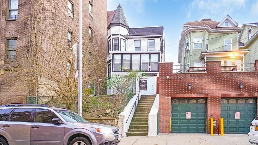 Unit for sale at 156 W 228th Street, New York, NY 10463