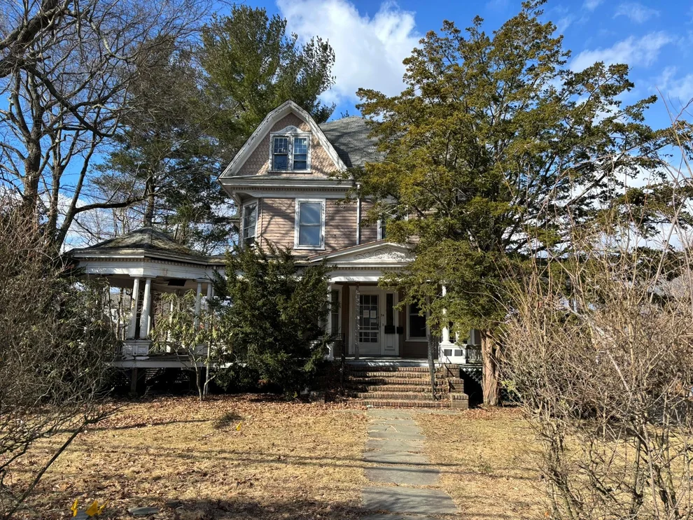 Unit for sale at 94 Greenridge Avenue, White Plains, NY 10605