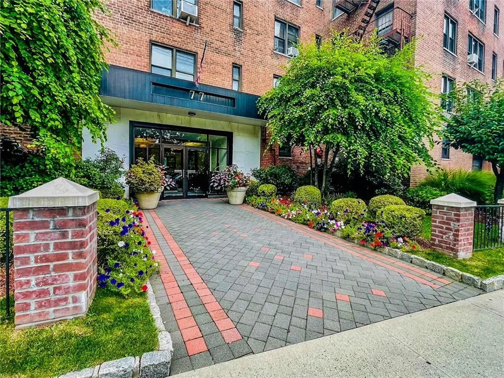 Unit for sale at 77 Bronx River Road, Yonkers, NY 10704
