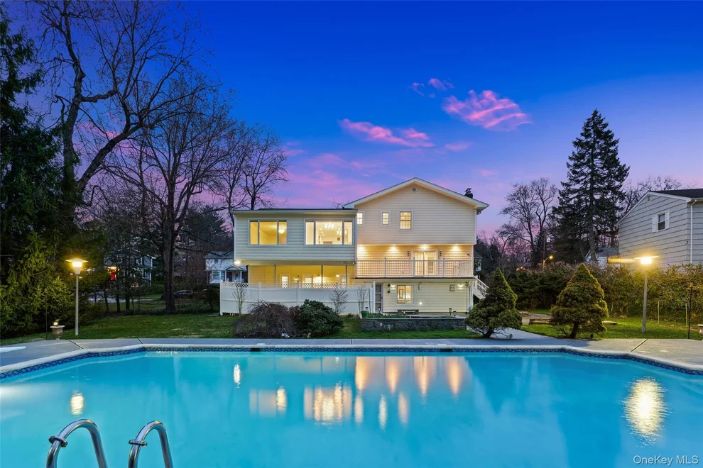 Unit for sale at 10 Cherry Lane, Greenburgh, NY 10583