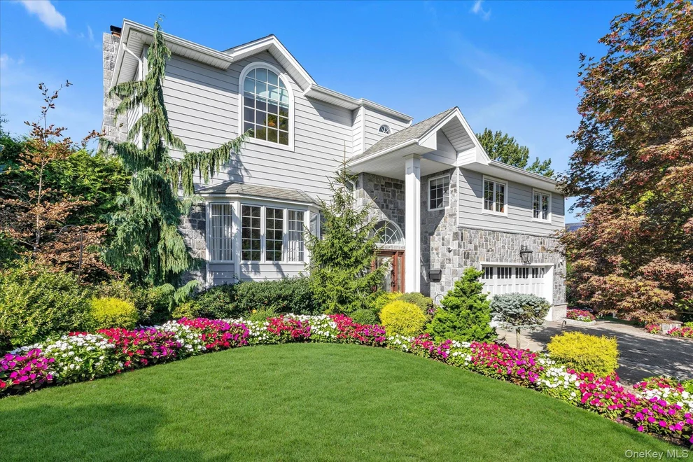 Unit for sale at 639 Boelsen Drive, Hempstead, NY 11590