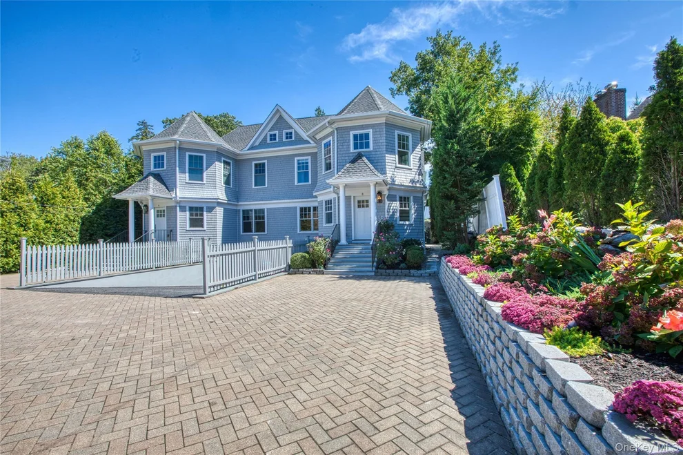 Unit for sale at 11 Orchard Place, Greenwich, CT 06830