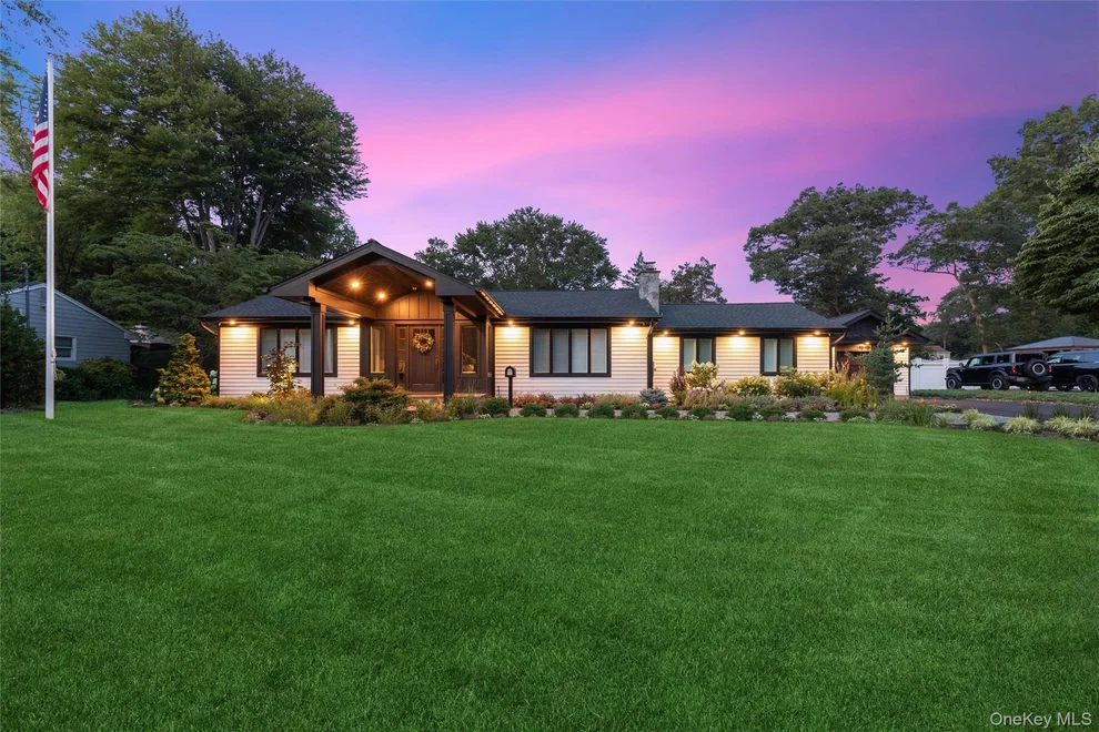 Unit for sale at 7 King Arthurs Court, Smithtown, NY 11780