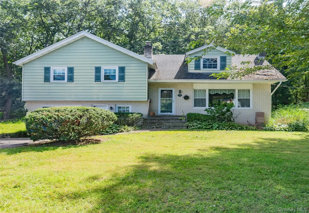 Unit for sale at 513 Roberts Court, Hurley, NY 12443
