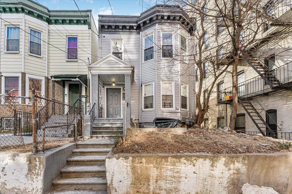 Unit for sale at 630 East 230th St, New York, NY 10466