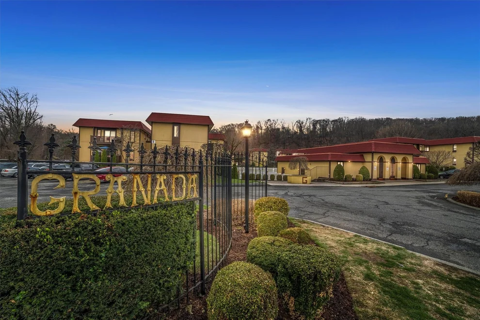 Unit for sale at 1 Granada Crescent, Greenburgh, NY 10603
