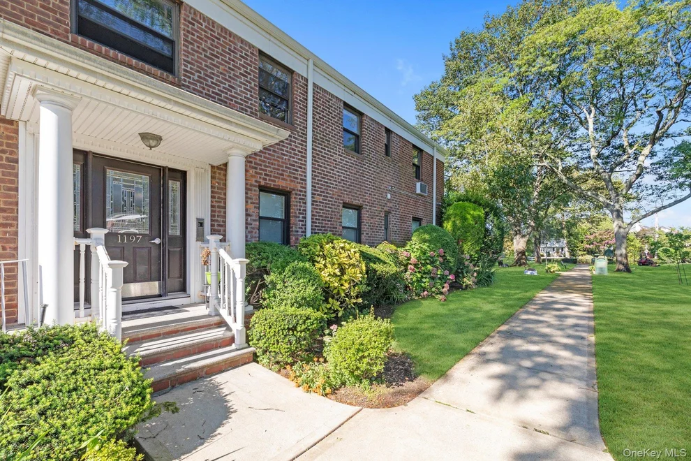 Unit for sale at 1197 E broadway, Hempstead, NY 11557