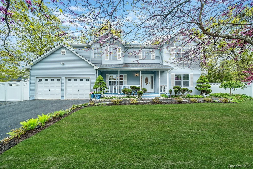 Unit for sale at 73 Elm Avenue, Brookhaven, NY 11727