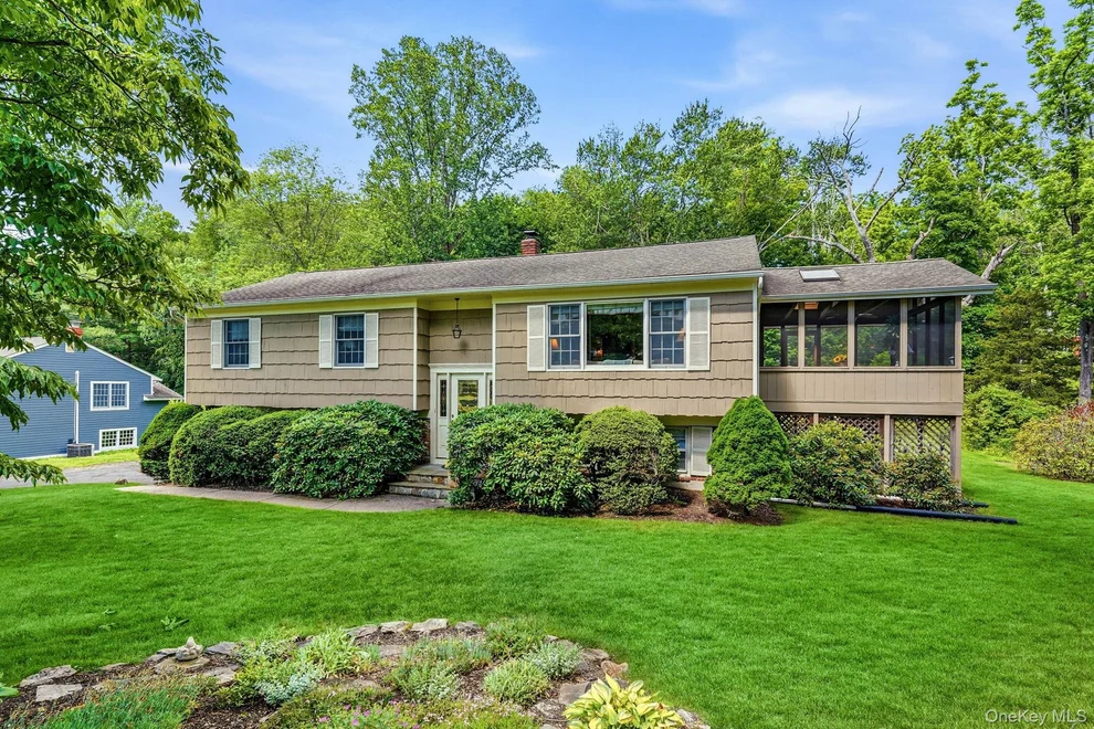 Unit for sale at 22 Locksley Lane, Bedford, NY 10507