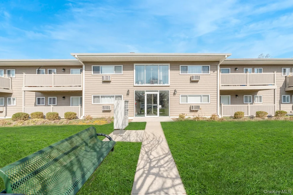 Unit for sale at 365 Route 111, Smithtown, NY 11787