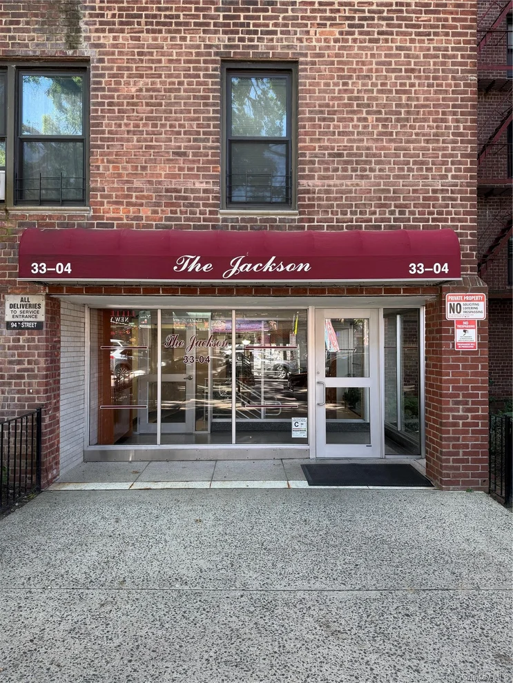 33-4 Junction Boulevard