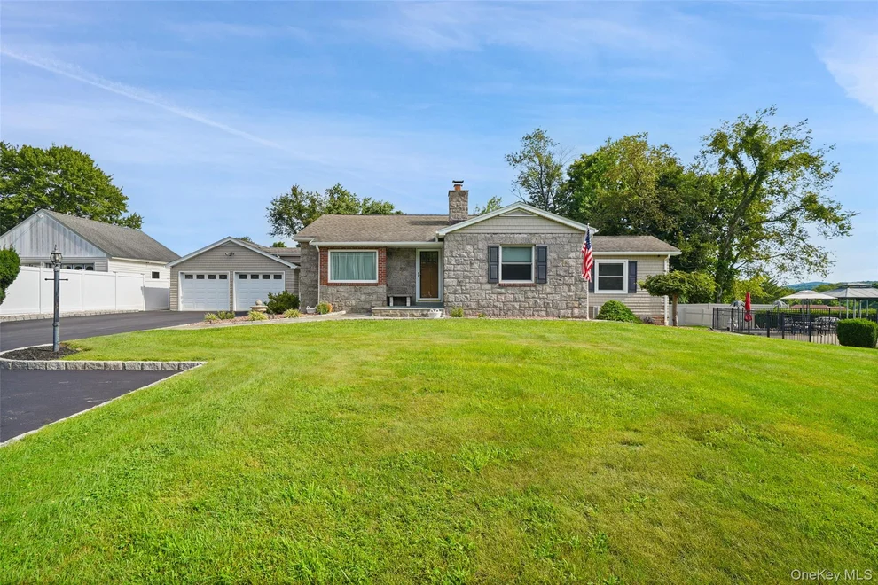 Unit for sale at 36 Ernhofer Drive, Carmel, NY 10512