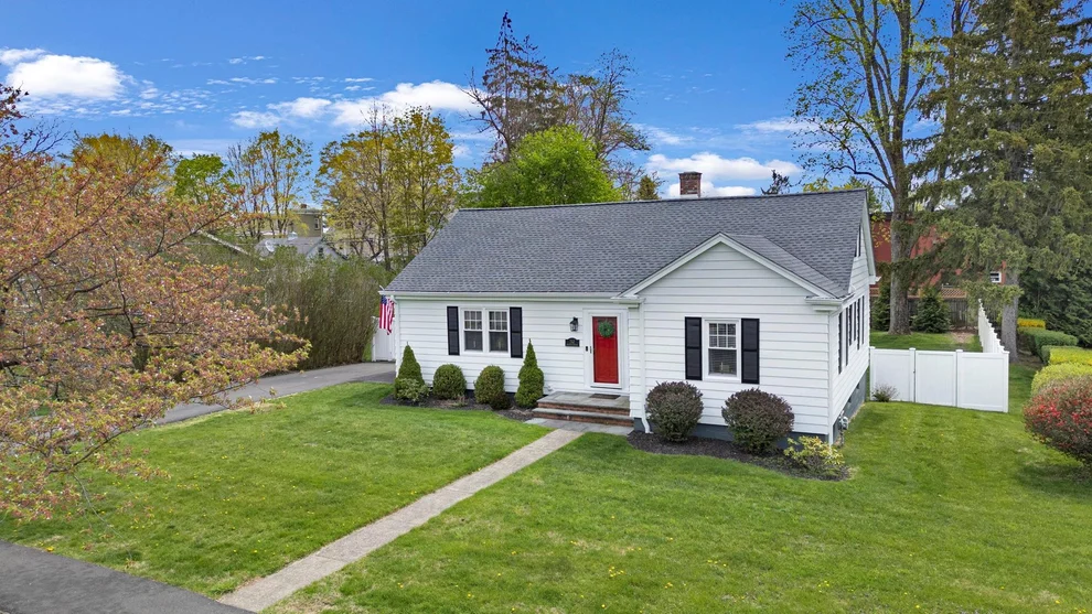 Unit for sale at 32 Lincoln Avenue, Goshen, NY 10924
