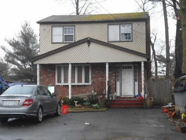 Unit for sale at 15 Pennsylvania Avenue, Islip, NY 11717