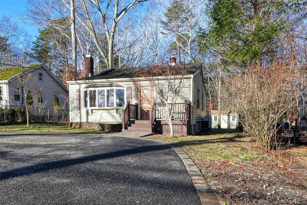 Unit for sale at 180 Lakeside Trail, Brookhaven, NY 11961