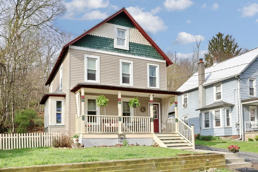 Unit for sale at 17 1st Avenue, Minisink, NY 12550