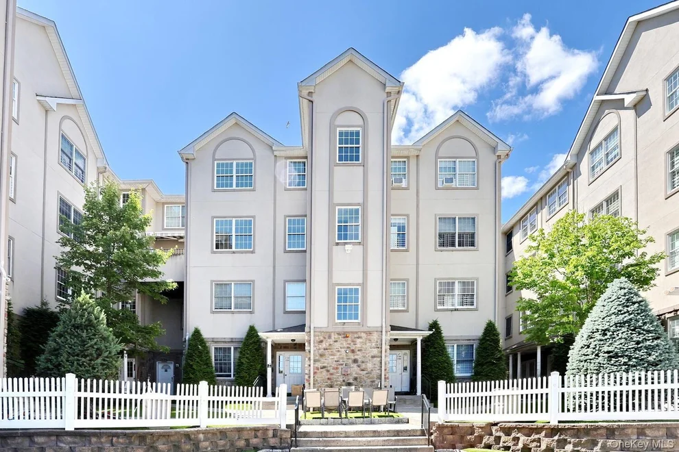 Unit for sale at 3309 Parkview Drive, Ramapo, NY 10977