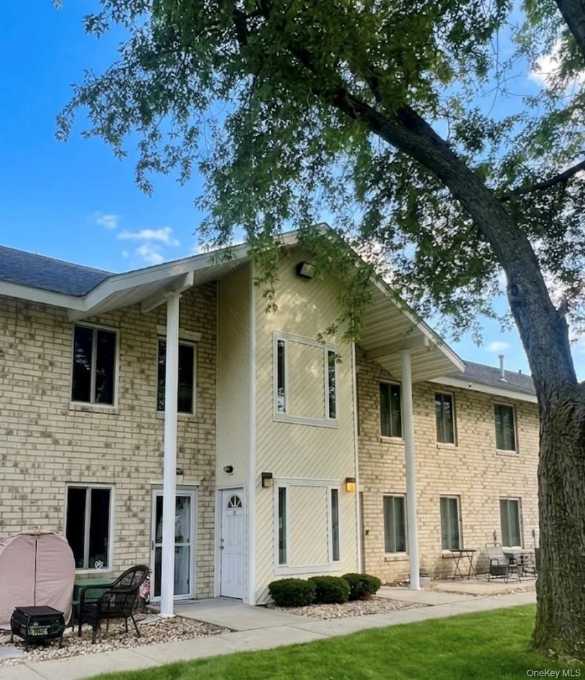 Unit for sale at 26 El Camino Court Gibbs, Brookhaven, NY 11727