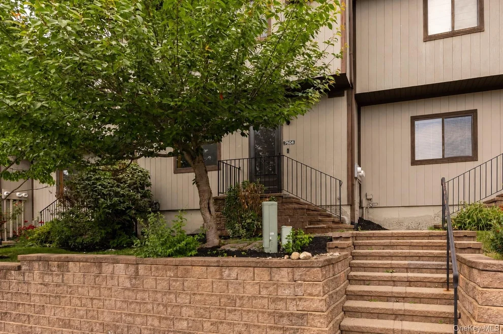 Unit for sale at 7604 Chelsea Cove N, Beekman, NY 12533