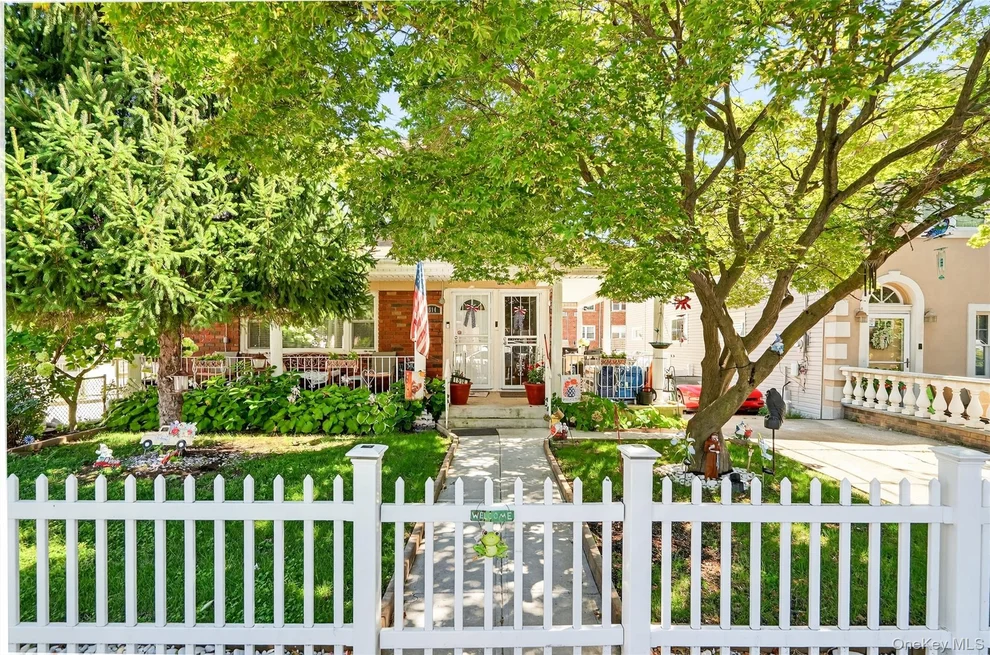 Unit for sale at 1514 Robertson Place, New York, NY 10465