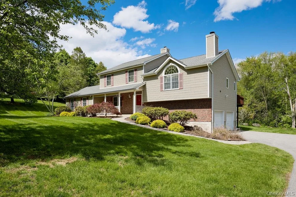 Unit for sale at 15 Red Hawk Hollow Road, Wappinger, NY 12590