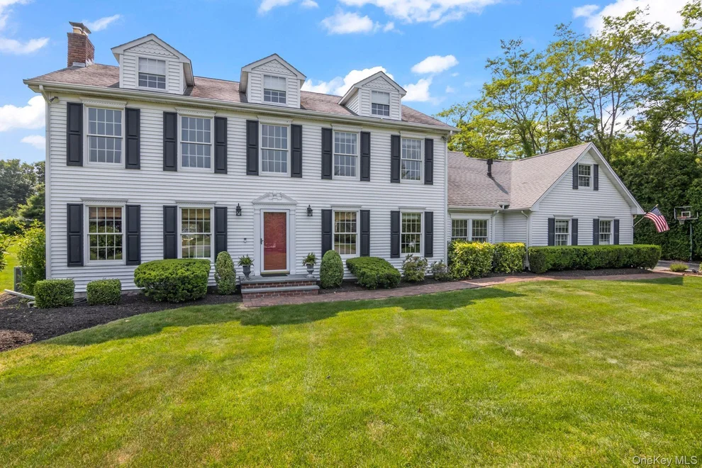 Unit for sale at 17 Lemark Court, Brookhaven, NY 11733