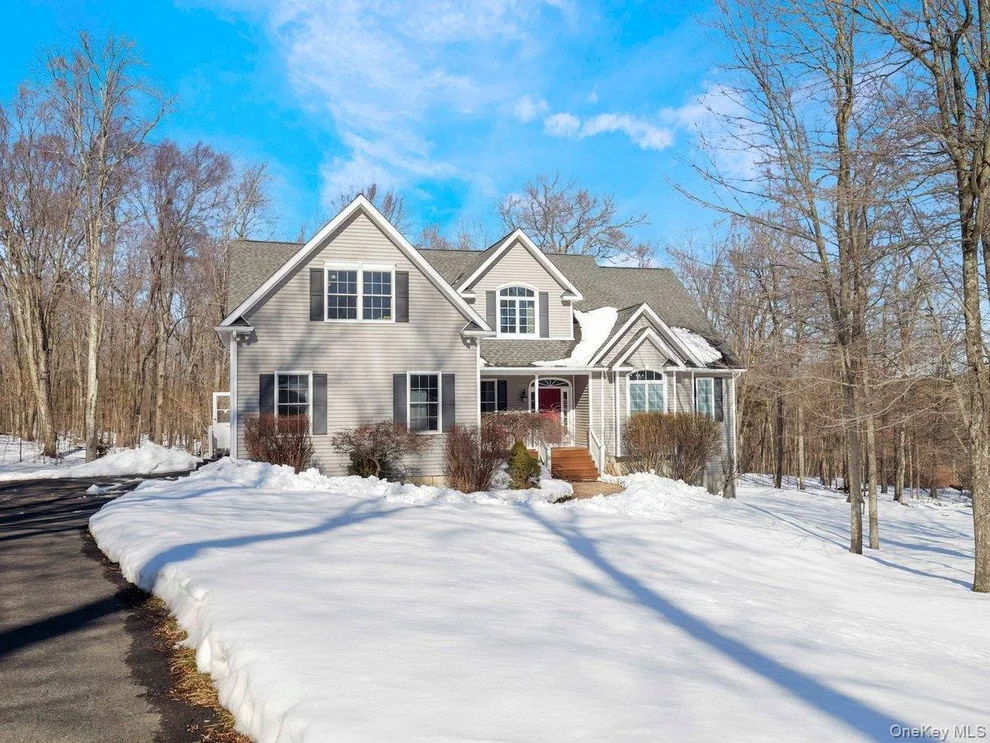 Unit for sale at 36 Horseshoe Path, Pawling, NY 12564