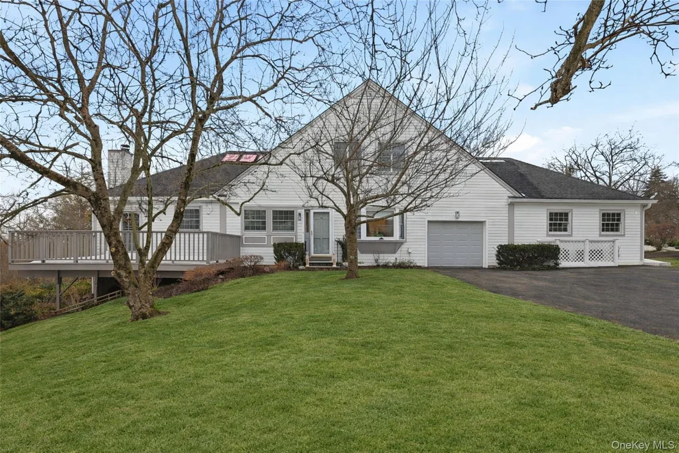 Unit for sale at 12 Brook Hills Circle, White Plains, NY 10605