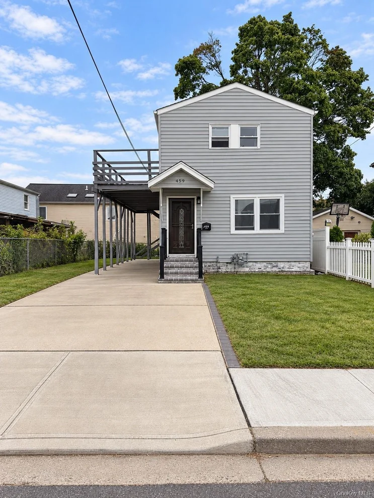 Unit for sale at 459 Roquette Avenue, North Hempstead, NY 11001
