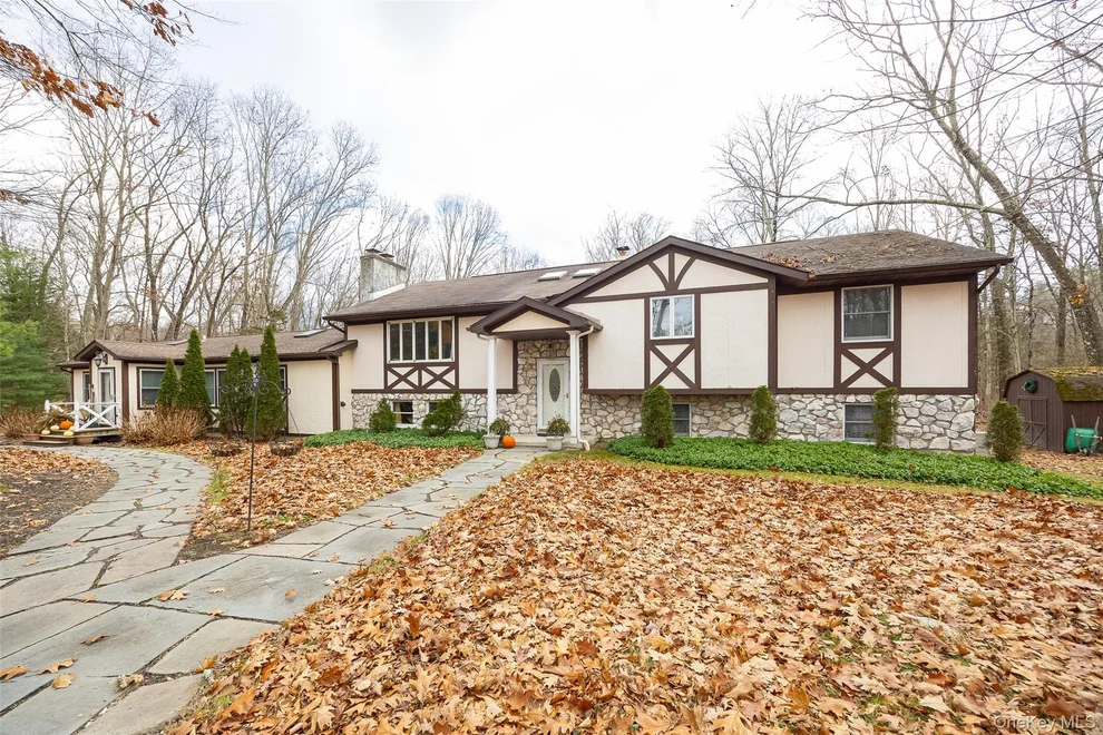Unit for sale at 4 Kilmer Road, Hyde Park, NY 12538