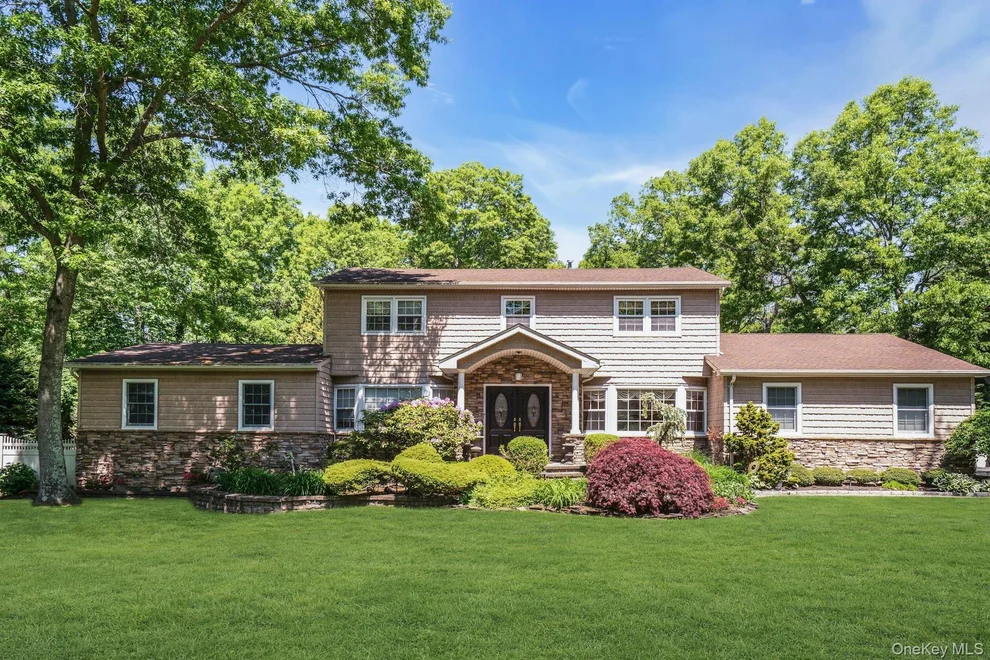 Unit for sale at 1 Sarah Drive, Huntington, NY 11746