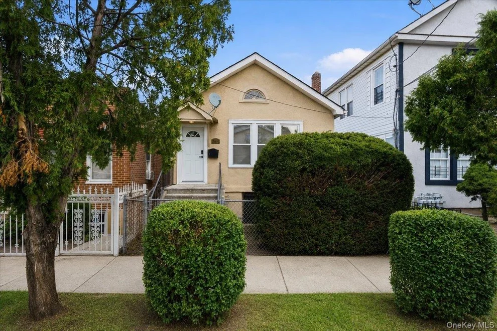 Unit for sale at 3038 Tiemann Avenue, New York, NY 10469