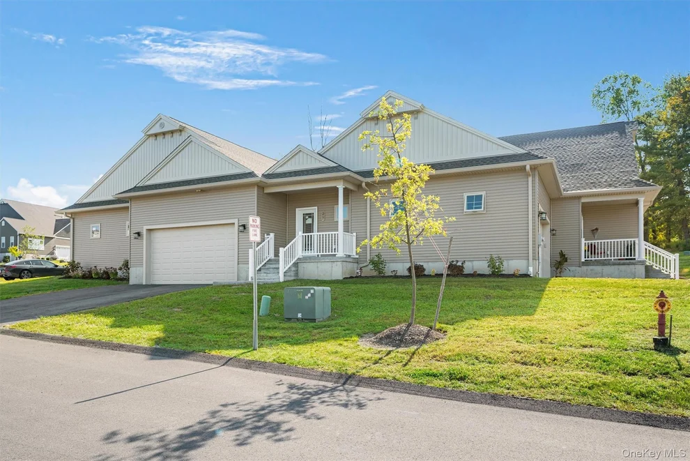 Unit for sale at 27 Ottaway Lane, Hamptonburgh, NY 10916