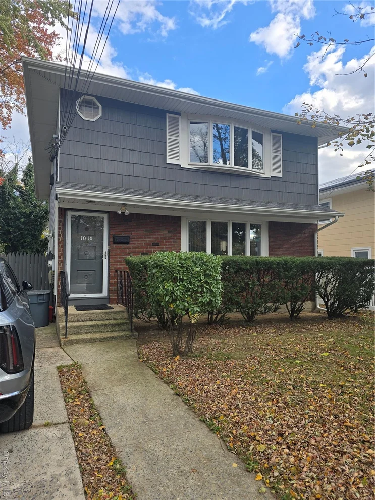 Unit for sale at 1010 Hempstead Avenue, Hempstead, NY 11552