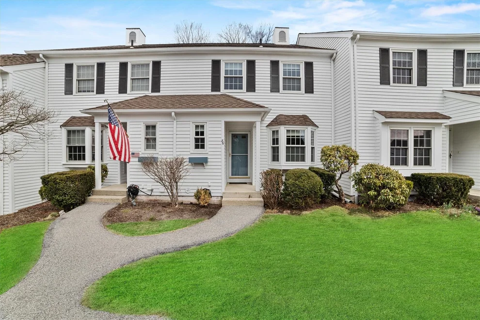Unit for sale at 86 Locust Ridge, Lewisboro, NY 10518
