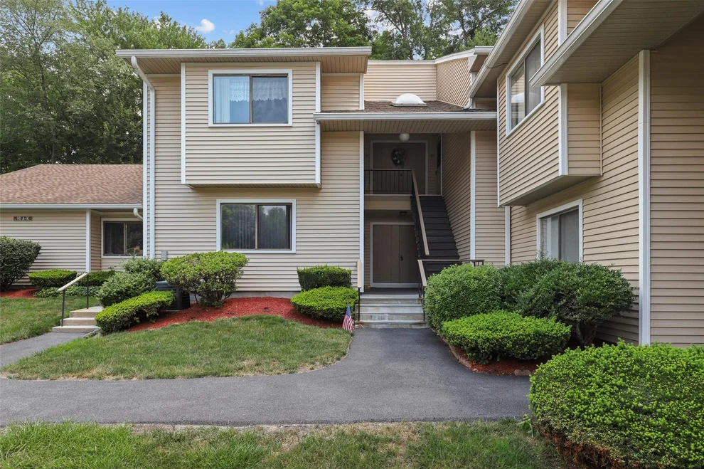 Unit for sale at 98 Molly Pitcher Lane, Yorktown, NY 10598