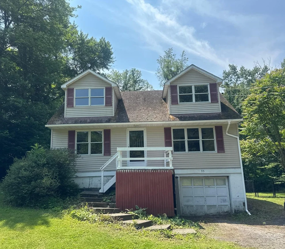 Unit for sale at 95 Smithtown Road, Wappinger, NY 12524