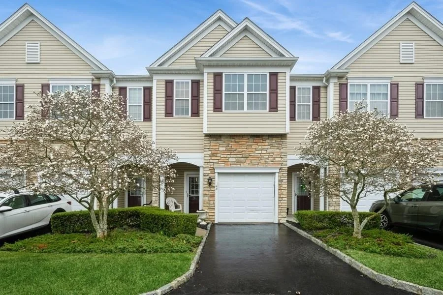 Unit for sale at 43 Torrey Pine Lane, Islip, NY 11706