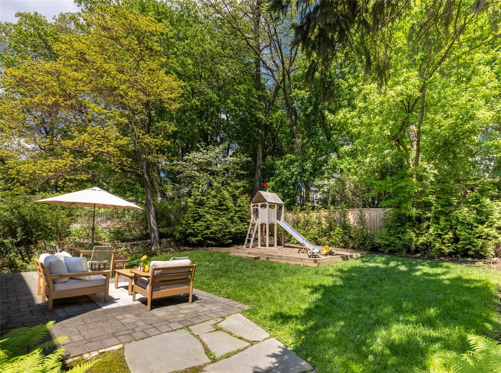 Unit for sale at 27 Highland Avenue, Greenburgh, NY 10522