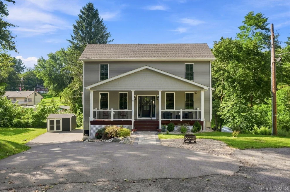 Unit for sale at 15 Rock Cut Lane, Pleasant Valley, NY 12569