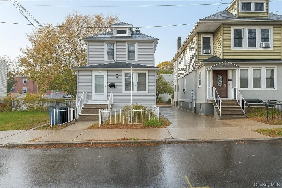 Unit for sale at 2849 E 195th Street, New York, NY 10461