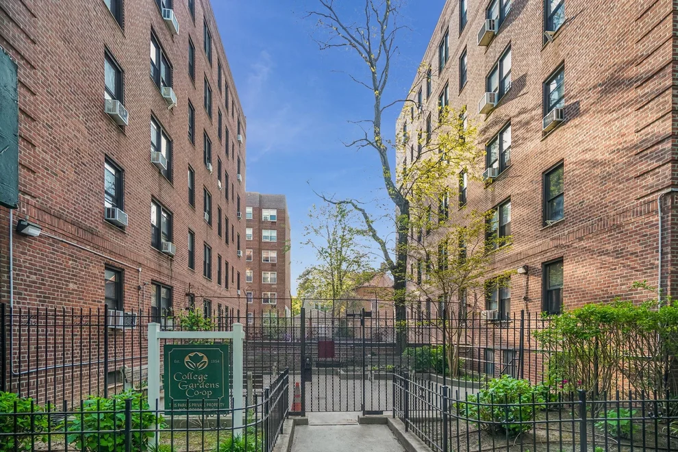 Unit for sale at 3555 Kings College Place, New York, NY 10467