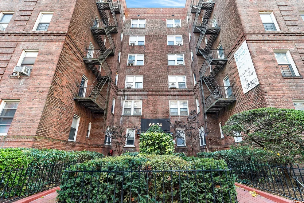 Unit for sale at 65-74 Saunders Street, New York, NY 11374