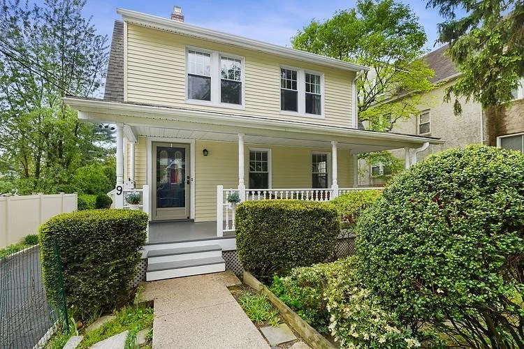 Unit for sale at 9 Hillcrest Road, Eastchester, NY 10708