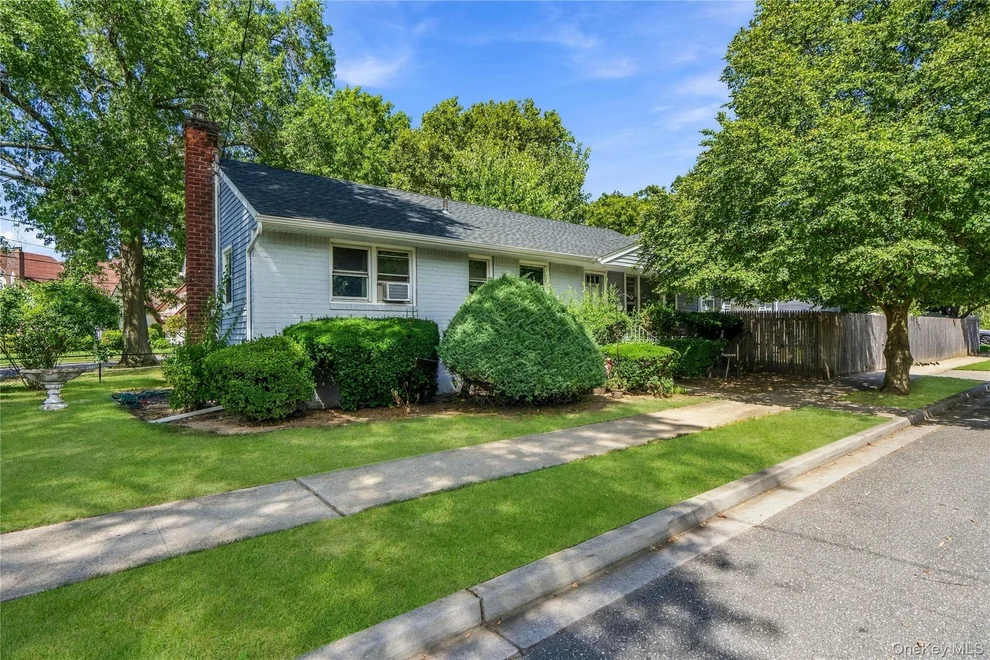 Unit for sale at 1691 Ivanhoe Drive, Hempstead, NY 11566
